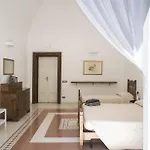 招待所 Palazzo Italia 3*
