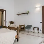 Palazzo Italia 3*