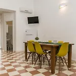 Palazzo Italia 招待所 3*