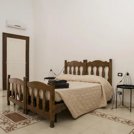 Palazzo Italia 3* Bari